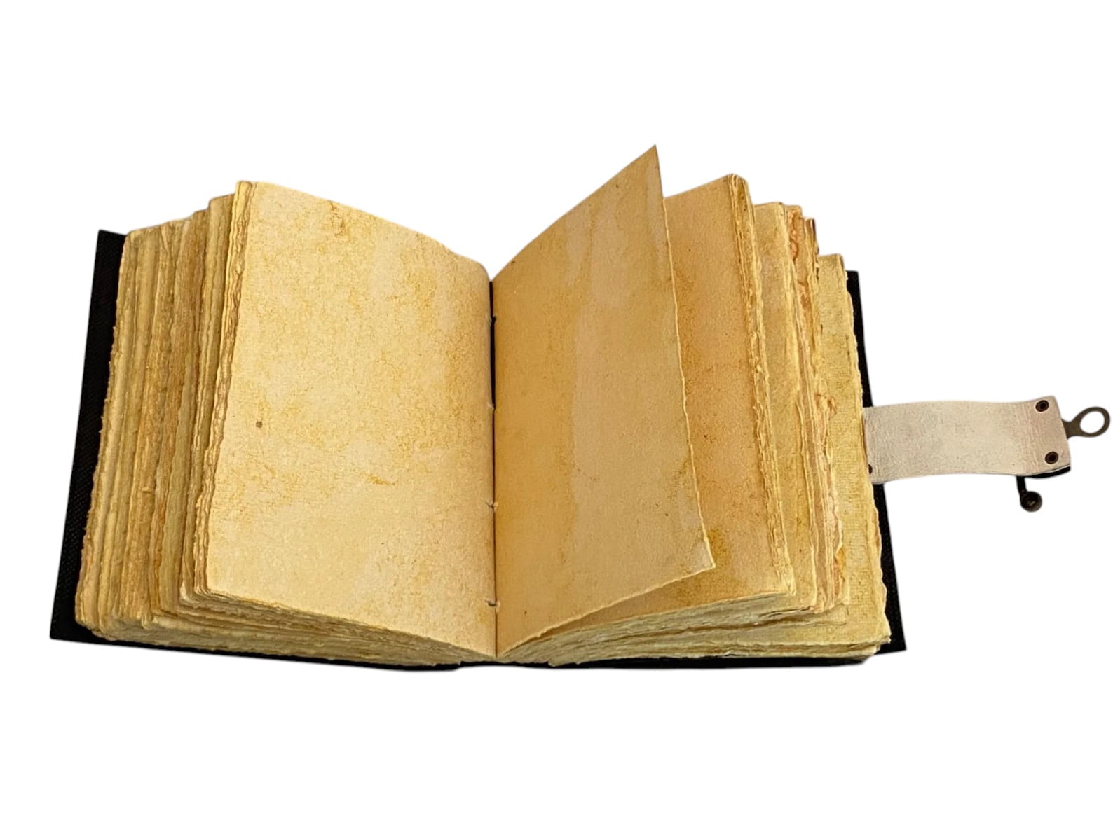Handmade Leather Journal 5x7 – Skull Design Vintage Diary with Deckle Edge Paper, 200 Pages, Lock Closure