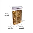 thumbnail image 2 of Dispensador de comida OXO Good Grips de 4,25 litros para perros de 1,8 kg o 1,6 kg C, 2 of 9