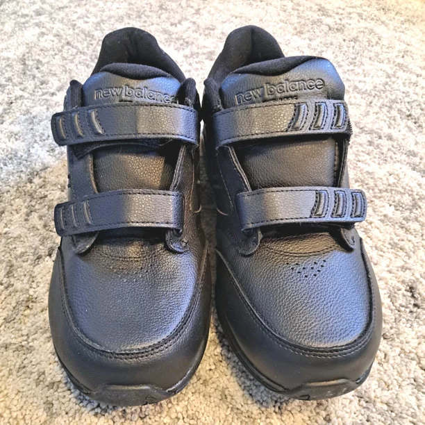 New Balance 928 v3 Mens Size 8.5 Hook & Loop Black Leather Walking Shoes EUC!