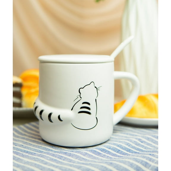 Ebros Pack Of 2 Black White Sitting Cat 3D Tail Coffee Mugs With Lid And Spoon