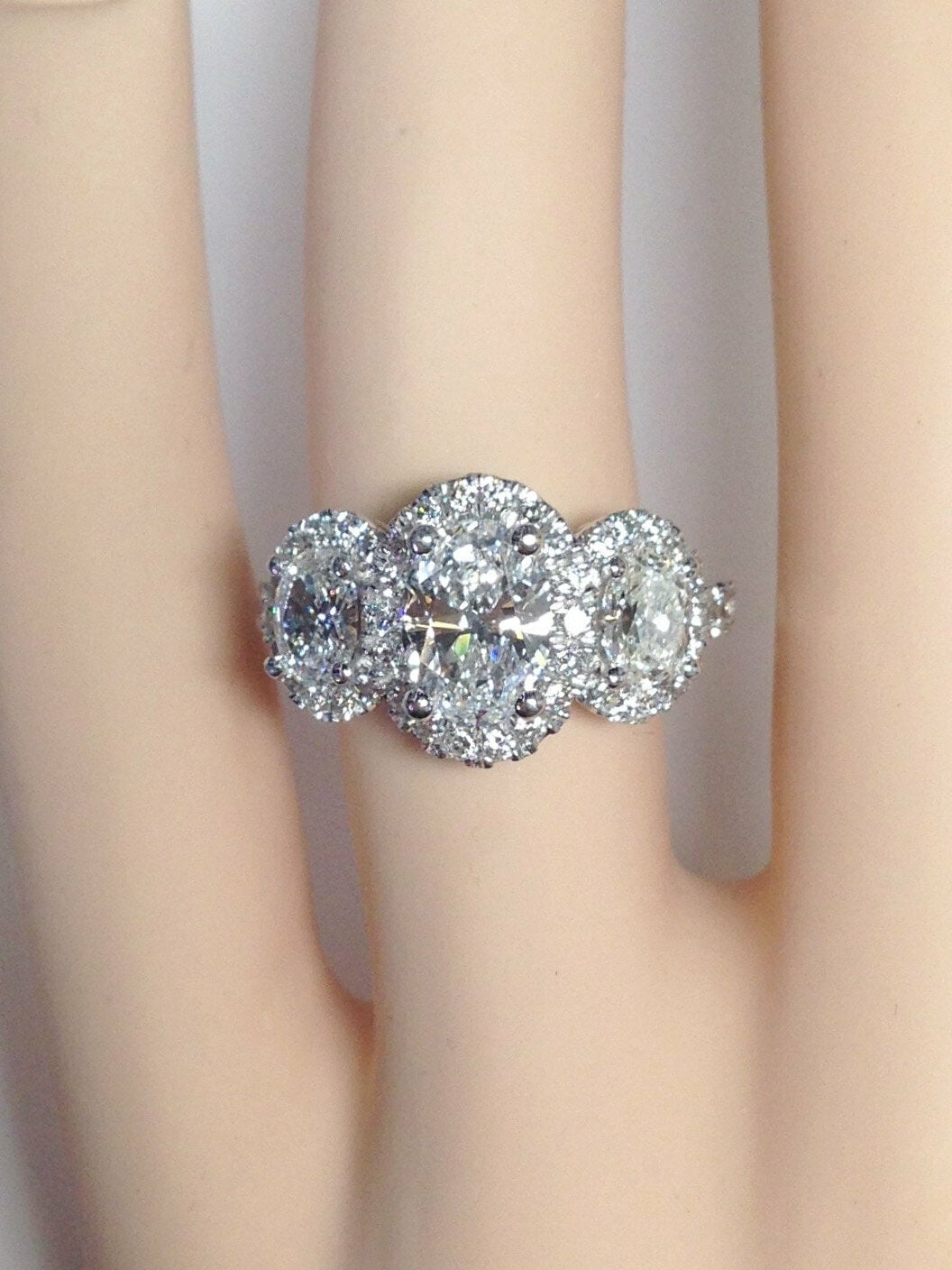 HeartsAndYou 5ct Oval Cut Moissanite Cocktail Ice Halo Engagement Ring for Women 18k White Gold over Silver