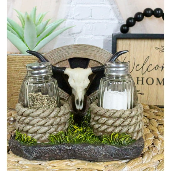Rustic Western Wagon Wheel Ropes Longhorn Cow Skull Salt Pepper Shakers Holder