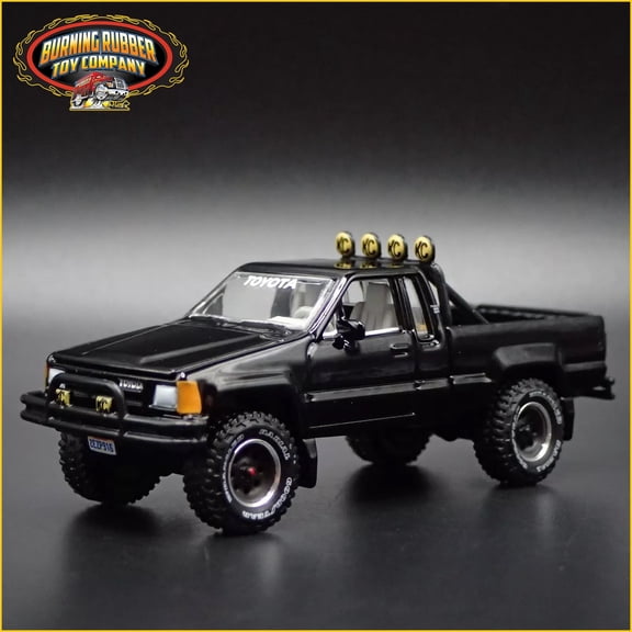 Open Box 1984-1988 TOYOTA SR5 PICKUP TRUCK BLACK 1/64 SCALE COLLECTIBLE DIECAST MODEL CAR