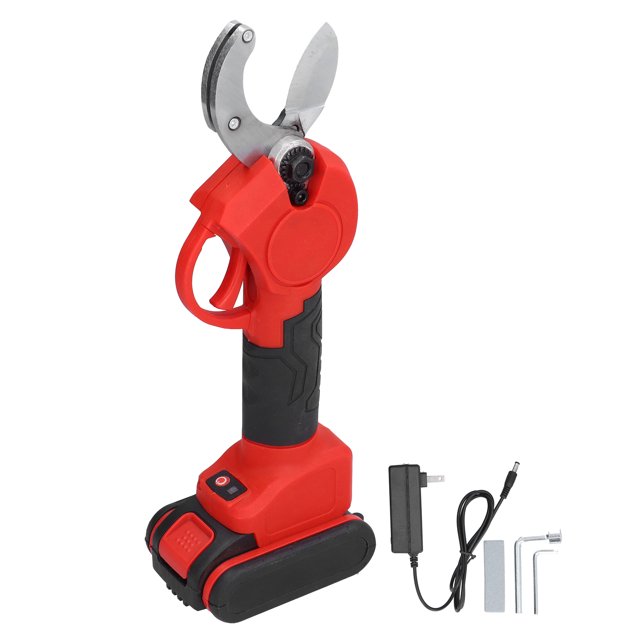 tijeras recargables para cortar tubos de pvc, cortador de tubos de agua eléctrico de 1 a 1/4 pulg. Cortador de mano ABS rojo y negro con mango ergonómico antideslizante, cabeza con hoja de acero para herramientas y abertura hasta 1‑1/4 pulg.; incluye batería de litio 6000 mAh (incluida), cargador y llaves hexagonales. Vista frontal en ángulo sobre fondo blanco; también suele usarse para cortar tubos de plástico durante trabajos de plomería doméstica y mantenimiento rápido.