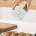 thumbnail image 1 of Pack de 2 cajas dispensadoras de especias – tarros de condimentos con compartimento 4 en 1, plástico transparente PS, tapas abatibles, 200 ml cada uno, fácil de limpiar, etiquetas incluidas y, 1 of 6