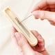 thumbnail image 5 of Enhebrador y Quitahilos, Herramienta de Costura 2 en 1 con Cuchilla, Descosedor, Ayuda para Enhebrar Hilo con Núcleo de Acero Inoxidable y Carcasa de Plástico para Costura, Tejido y Labores de Aguja, 5 of 6