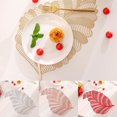 thumbnail image 1 of Manteles individuales de vinilo prensado con hojas huecas para mesa de comedor, ideal para fiestas y bodas., 1 of 8