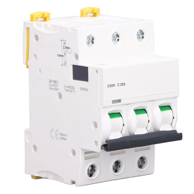 Disyuntor en miniatura 3P 400V Disyuntor en miniatura Montaje en riel DIN Interruptor de protección contra sobrecarga de bajo voltaje IC65N(C32A(32A))