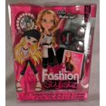 thumbnail image 1 of Estilistas de moda Bratz de MGA Entertainment Estilista de maquillaje Cloe MGA Entertainment 35051362401, 1 of 2