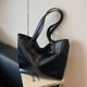 thumbnail image 4 of Bolso Y Hombro Mano para Mujer Cuero PU, 4 of 6