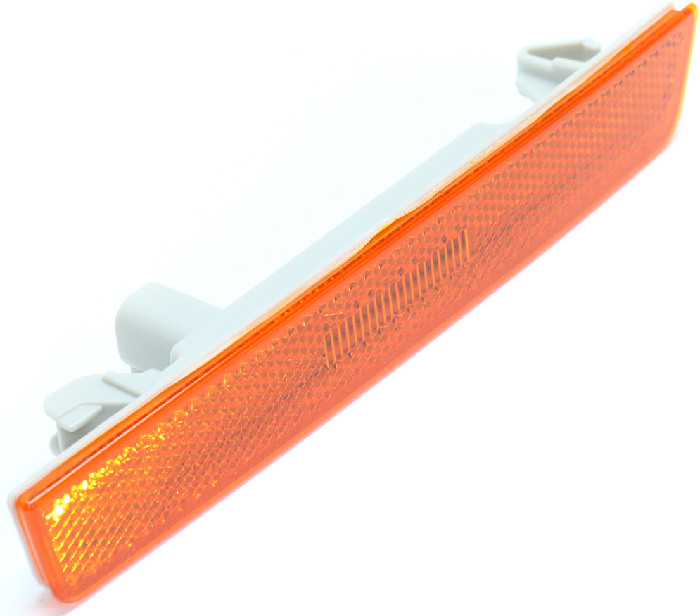 Replacement REPD104503 Side Marker Compatible with 2015-2021 Dodge Challenger Front, Right Passenger With bulb(s)