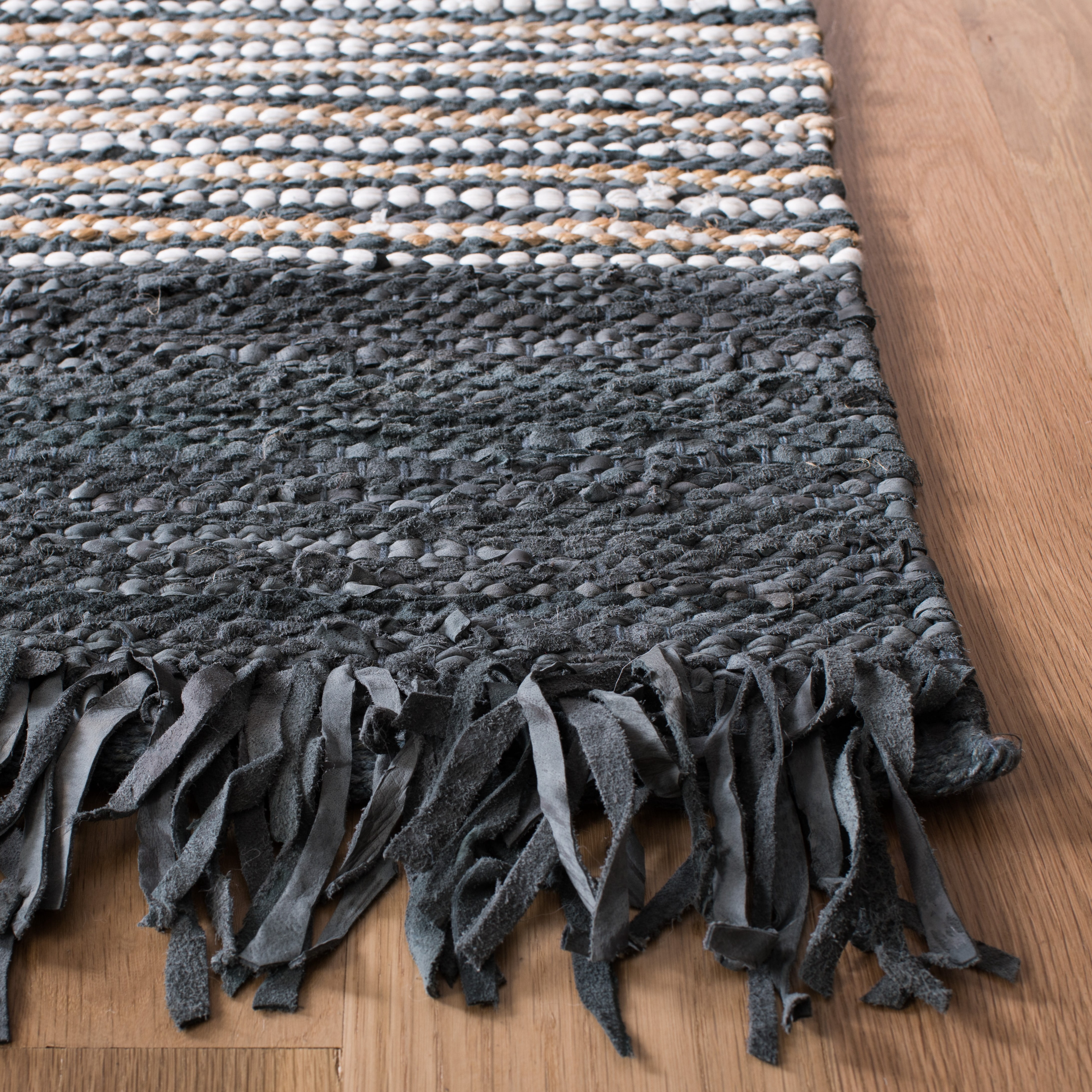 SAFAVIEH Vintage Leather Aaron Striped Area Rug, Dark Grey/Multi, 5' x 8'