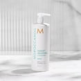 thumbnail image 2 of Moroccanoil Moisture Repair Conditioner 33.8 oz / 1 L, 2 of 6