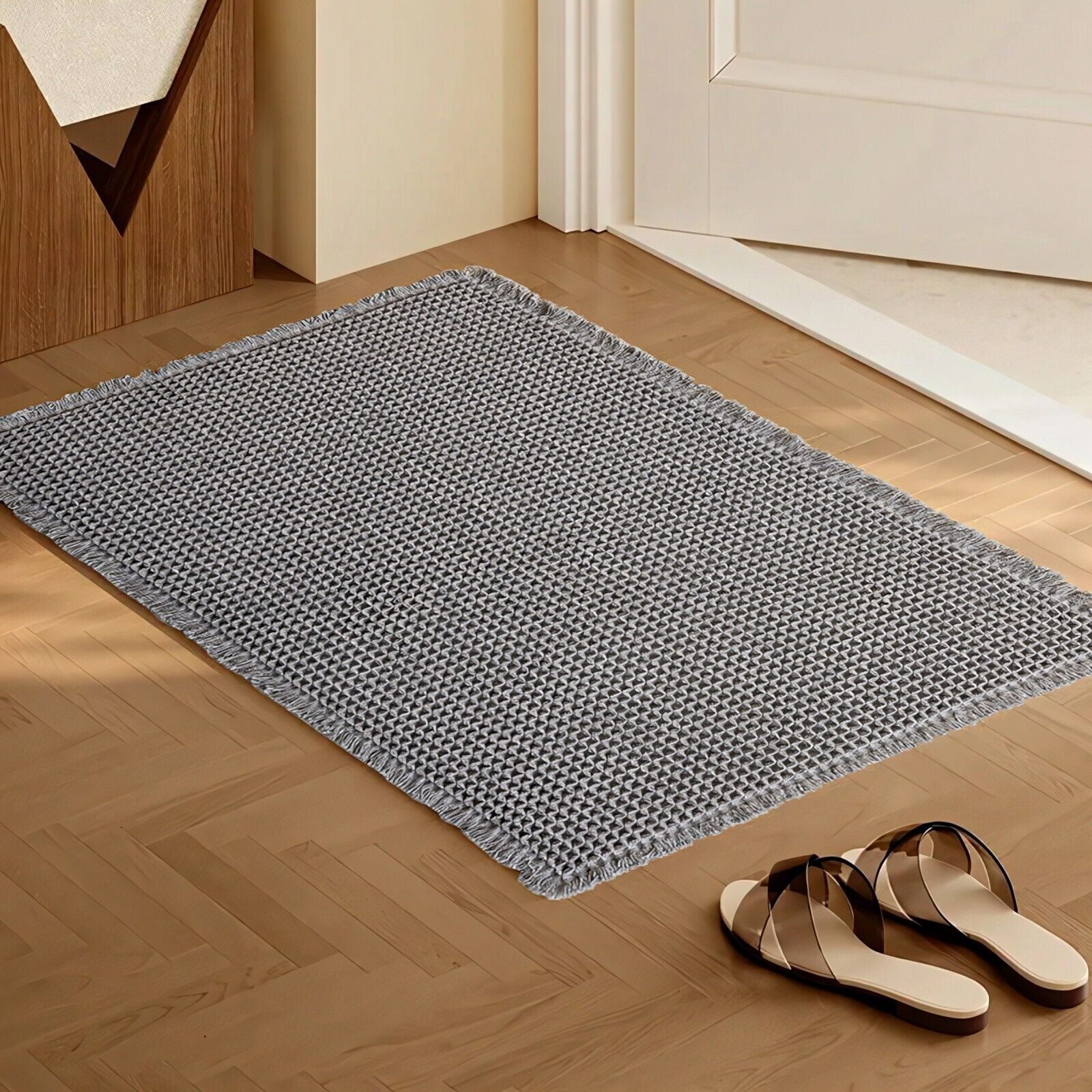 TOPCHANCES Non Slip Bath Mat, Waffle Woven Bathroom Mat, Super Absorbent Shower Mat Bathtub Mat, Front Door Mat with Tassels (23*35 in, Grey)