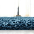 thumbnail image 5 of SAFAVIEH Fontana Jamie Solid Plush Shag Area Rug, Blue, 5'3" x 7'6", 5 of 9
