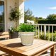 thumbnail image 4 of Maceta de Plástico con Efecto Madera y Bandeja Base – Contenedor Decorativo para Plantas de Interior y Exterior, Ideal para La Decoración Del Hogar y La Jardinería., 4 of 6