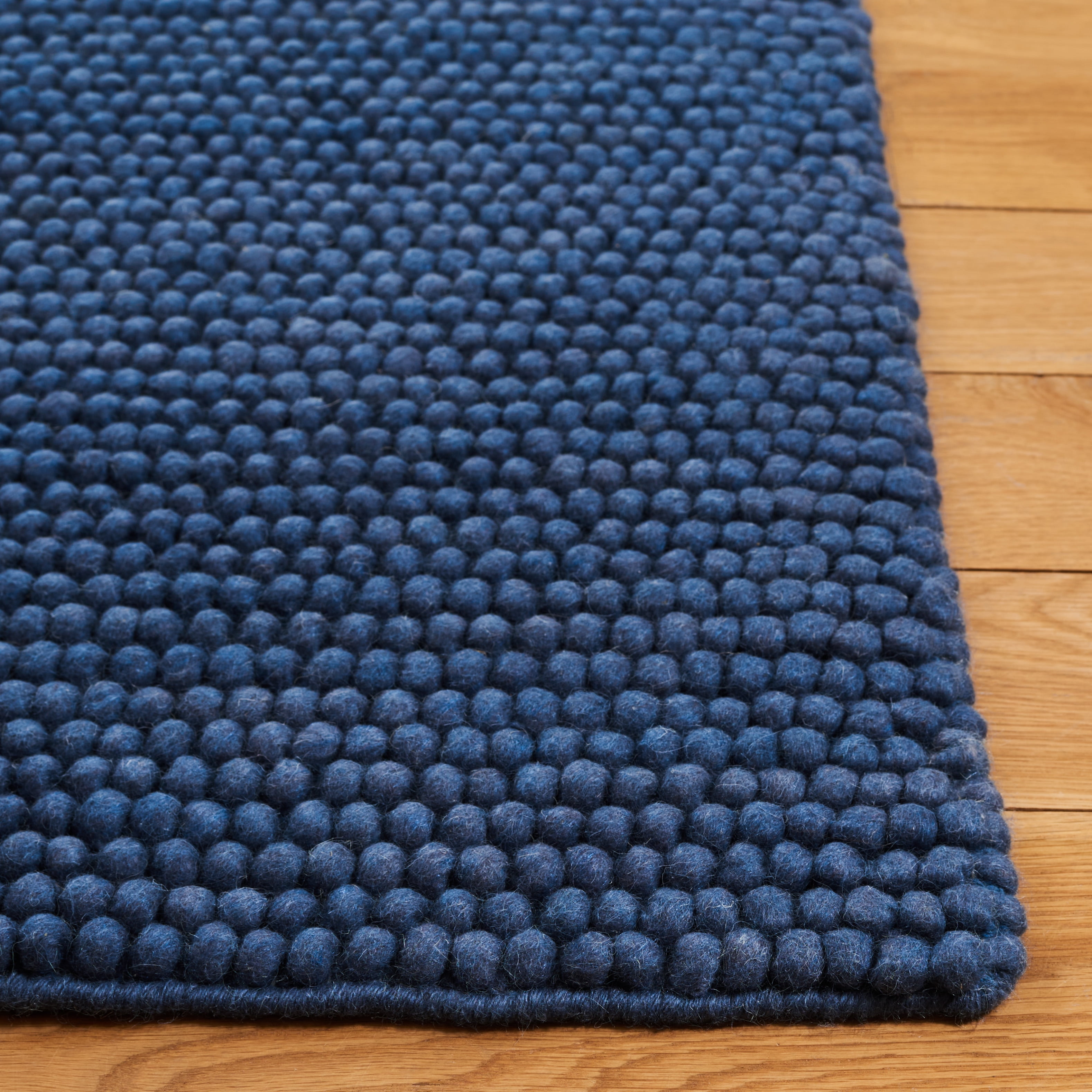 SAFAVIEH Natura Feride Geometric Runner Rug, Navy Blue, 2'3" x 8' - Scandinavian Design, Navy & Blue, Handmade Wool Blend, Ideal for Living Room, Bedroom, Dining Space, Entryway, Hallway, Kitchen