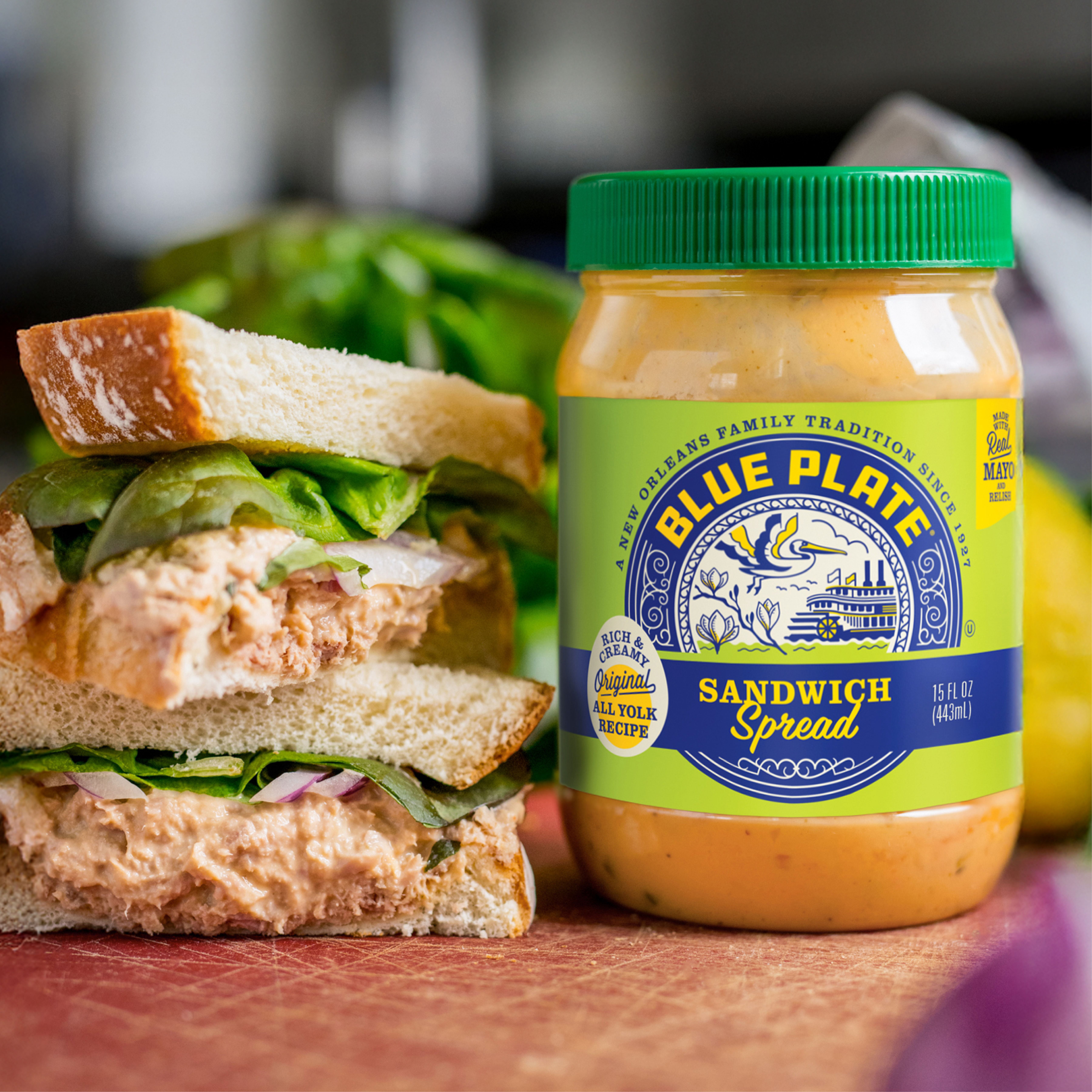 Blue Plate Sandwich Spread, 15 fl oz Plastic Jar