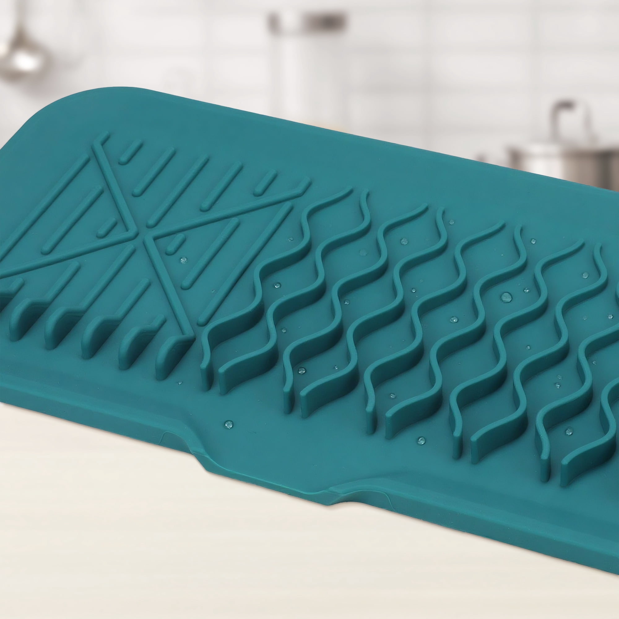 Longer Faucet Mat for Kitchen Sink Splash Guard, Kitchen Sink Mat,  Kitchen Sink Splash Guard, Kitchen Sink Area Behind Faucet Mat Green 24.0*5.7 inch