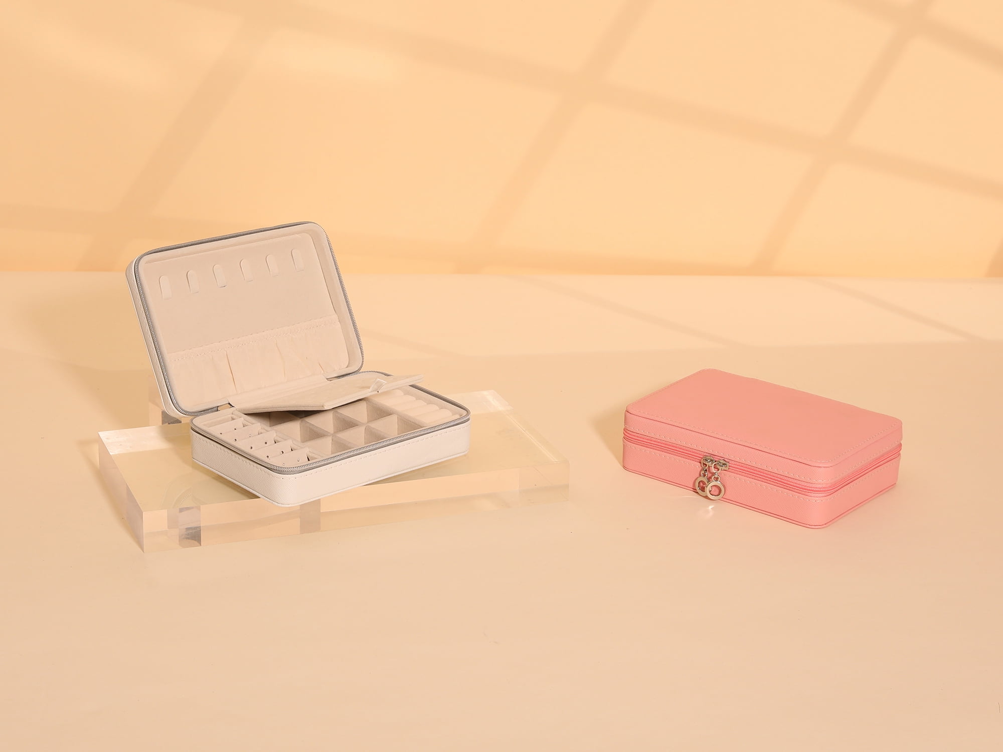 Unique Bargains Travel Jewelry Box Portable PU Leather Jewelry Organizer Case Storage White