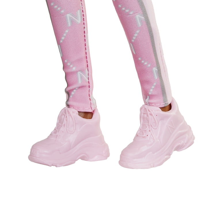 Naturalistas Paige 11" Fashion Doll photo 4