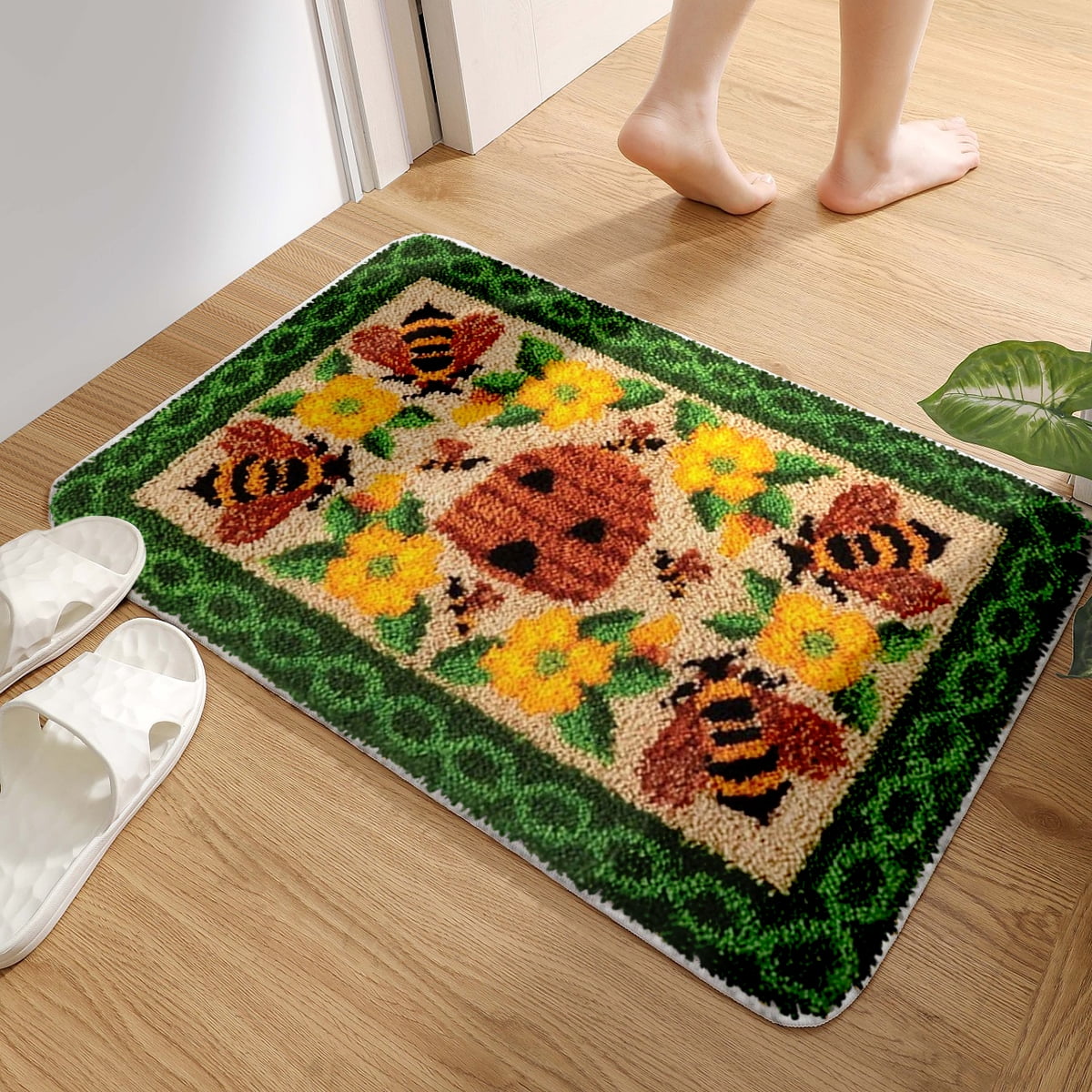 Latch hook rug kit,latch hook cushion kits,Ladybug And Bee Latch Hook Rug Kit for Adults Crocheting Carpet Rug Yarn Sofa Cushion Mat Tapestry DIY Carpet Arts Crafts 50×38cm/20*15in