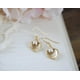 thumbnail image 3 of Xiao Hua Pendientes colgantes con diseño único de flores, dorados, 3 of 4
