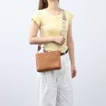thumbnail image 4 of Bolso Mano para Mujer Con Correa Ancha Ajustable Piel Sintética, 4 of 9