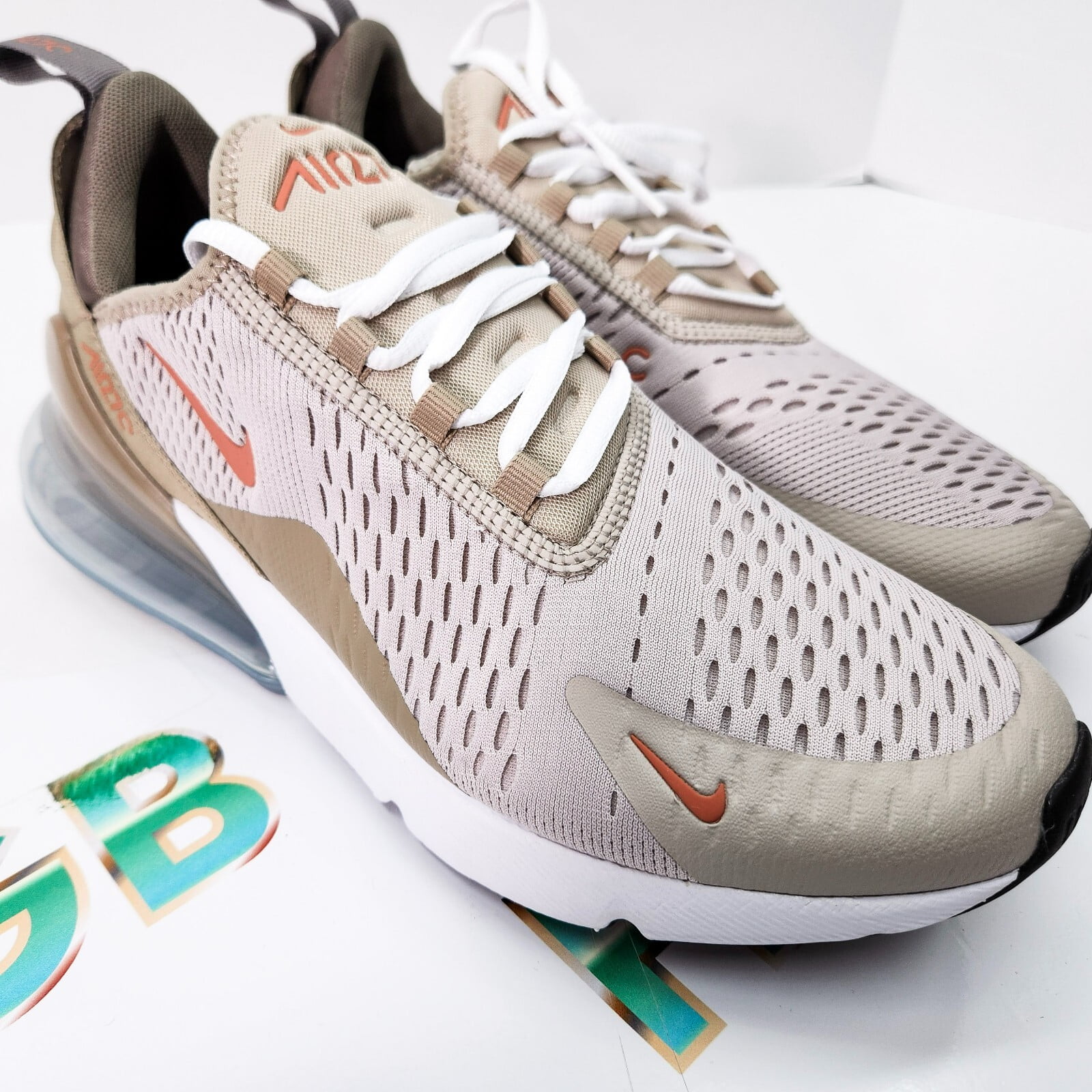 8ad62a44-b8b7-44af-8ae3-