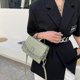 thumbnail image 2 of Bolso bandolera de piel sintética para mujer, moderno, informal, con cadena gruesa, pequeño, Han, 2 of 3