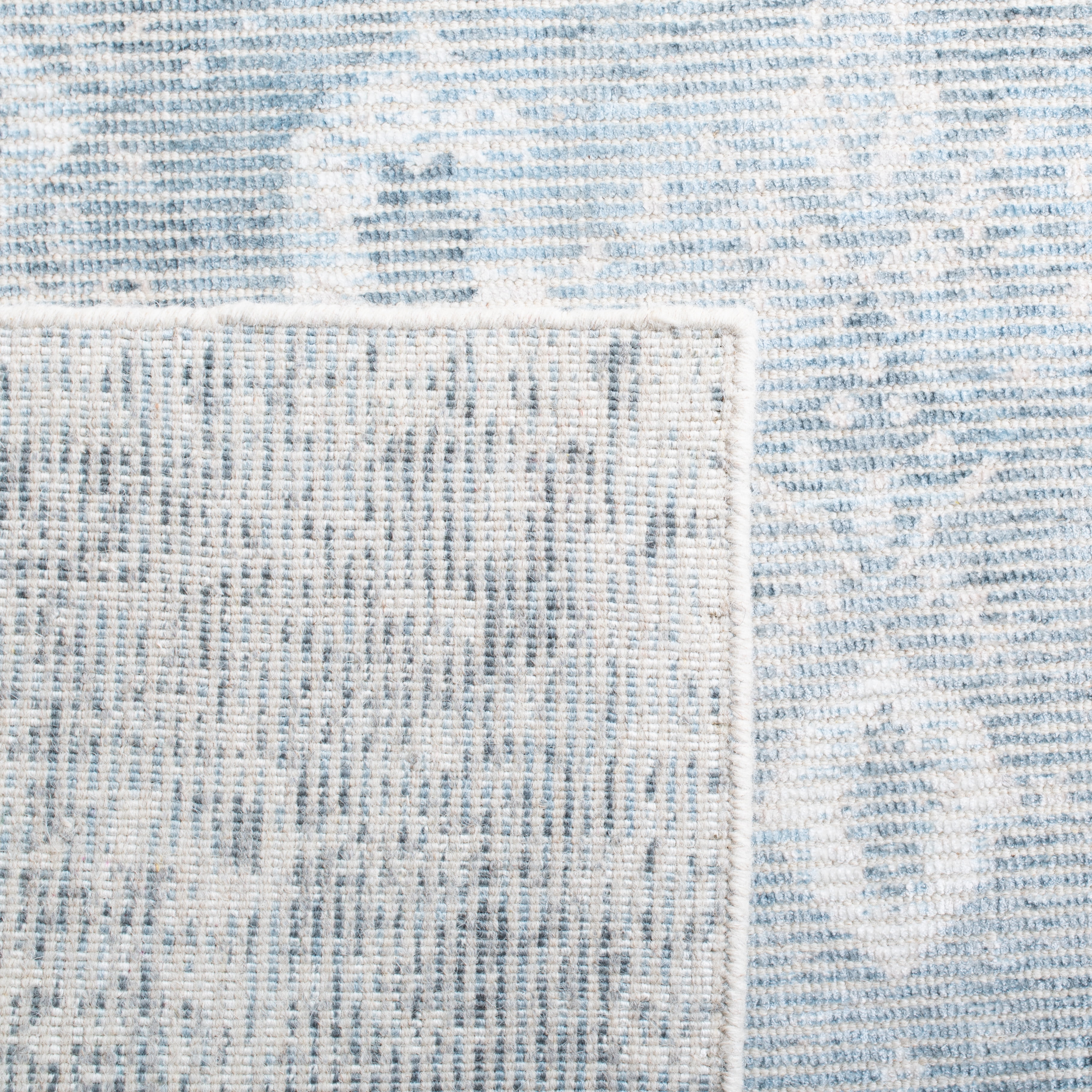 SAFAVIEH Restoration Vintage Quentin Medallion Area Rug, Grey/Light Blue, 6' x 6' Square