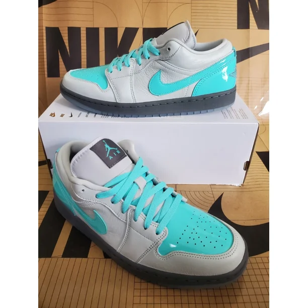 Ni - ke Air Jordan 1 Low SE "Polaroid" HQ3599-025 Women's Size 11.5 Men's Size 10