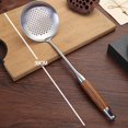 thumbnail image 1 of Cucharón Wok Con Mango De Madera De Acero Inoxidable 304 Banban, 1 of 2