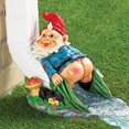 thumbnail image 3 of Resina Gnome Downspout Extender Decoración Gnomo De Jardín Estatua Escultura De Césped Decoración Al Aire Libre Monstrate HA036172-00, 3 of 6