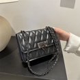 thumbnail image 4 of Bolso pequeño con bordado de diamantes, bolso de mensajero femenino de moda con temperamento de bloqueo, bolso de mensajero femenino de primavera 2025., 4 of 5