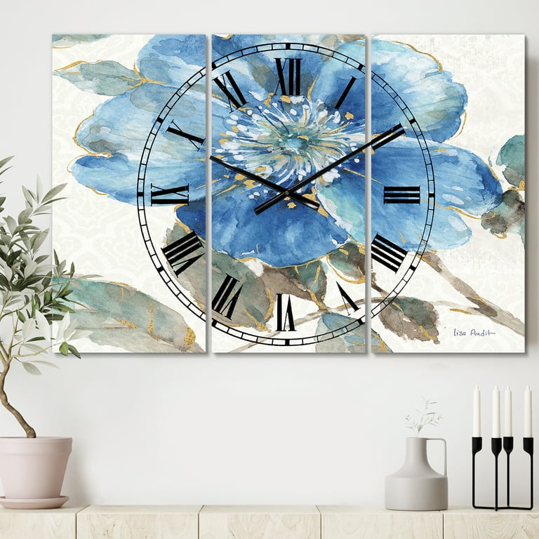Designart 'Indigold Watercolor Flower I' Traditional Wall Clock
