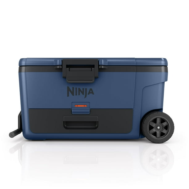 Cooler Ninja Outdoor FrostVault con ruedas de 65 cuartos de galón, a orillas del lago, azul