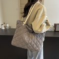 thumbnail image 4 of Bolso Transporte Mano Informal para Mujer Ligero Acolchado Otoño Invierno, 4 of 9