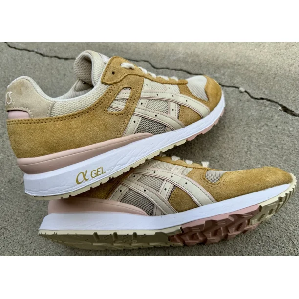 Asics Gel Lyte Classic womens Casual Retro shoes size 9.5 US Suede free shipping