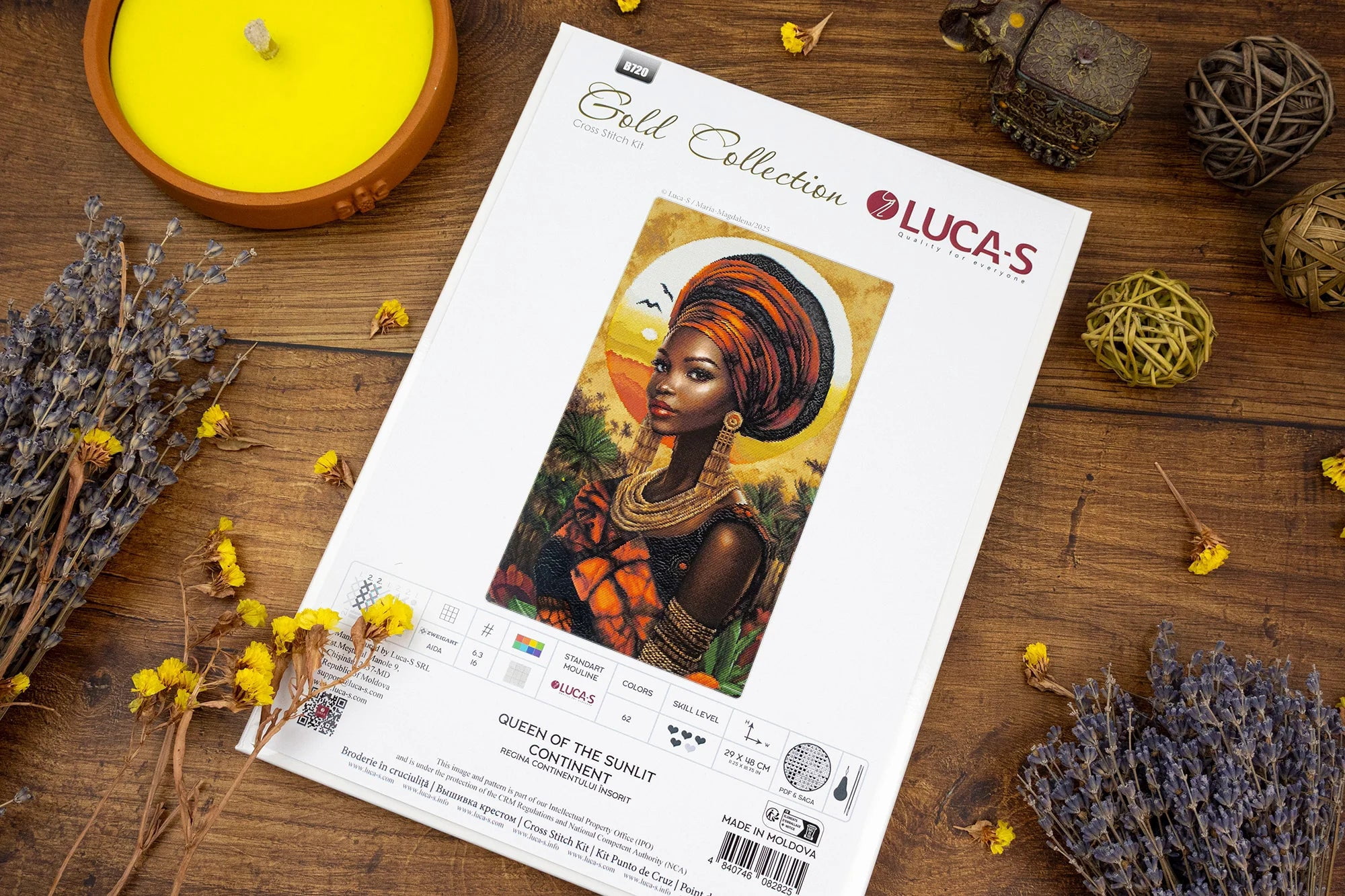 Queen of the Sunlit Continent B720L Counted Cross-Stitch Kit