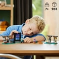 thumbnail image 4 of LEGO Minecraft L’armurerie 21252 Ensemble de construction (203 pièces), 4 of 6