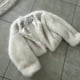 thumbnail image 1 of Chaqueta de piel sintética recortada Gardient de marca de lujo de la Semana de la moda callejera icónica para mujer invierno 2024 chaqueta de piel corta esponjosa para chicas frescas y calientes, 1 of 4