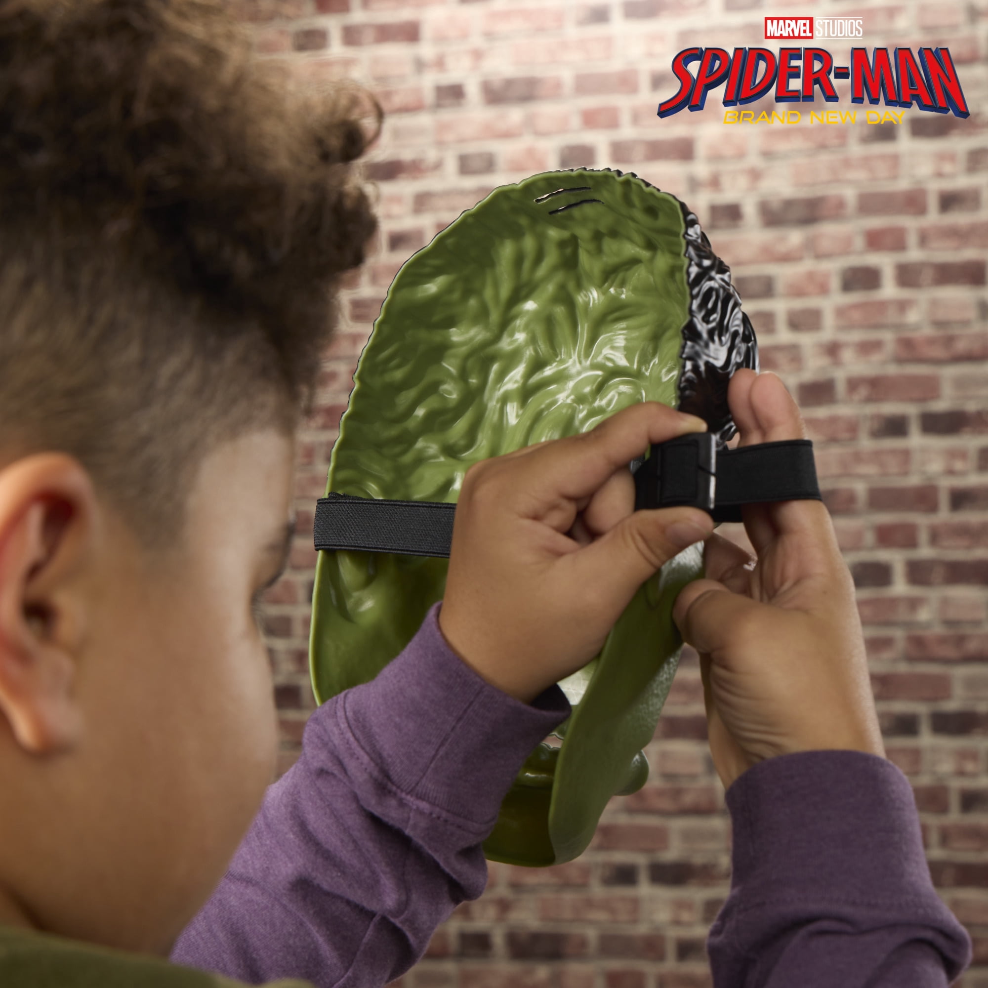 Hulk Marvel Spider-Man Black and Green Full-Face Mask for Children