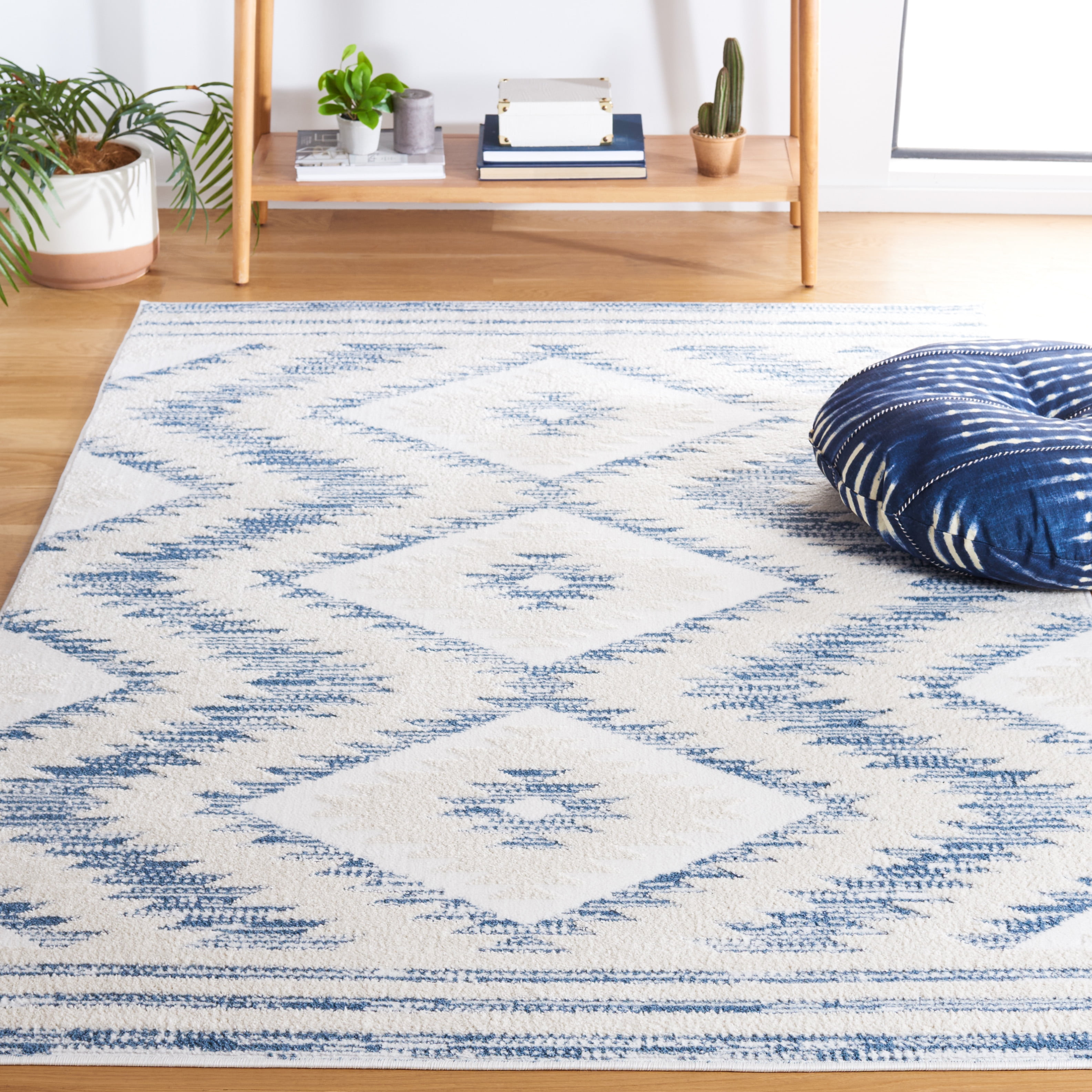SAFAVIEH Alamo Stamen Geometric Area Rug, Ivory/Blue, 5'3" x 7'6"
