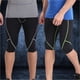 thumbnail image 4 of Medias Cortas de Deportes Sunnimix para Hombres Mujeres Gimnasio Entrenamiento Baloncesto Fútbol Gris L Pantalón corto, 4 of 5