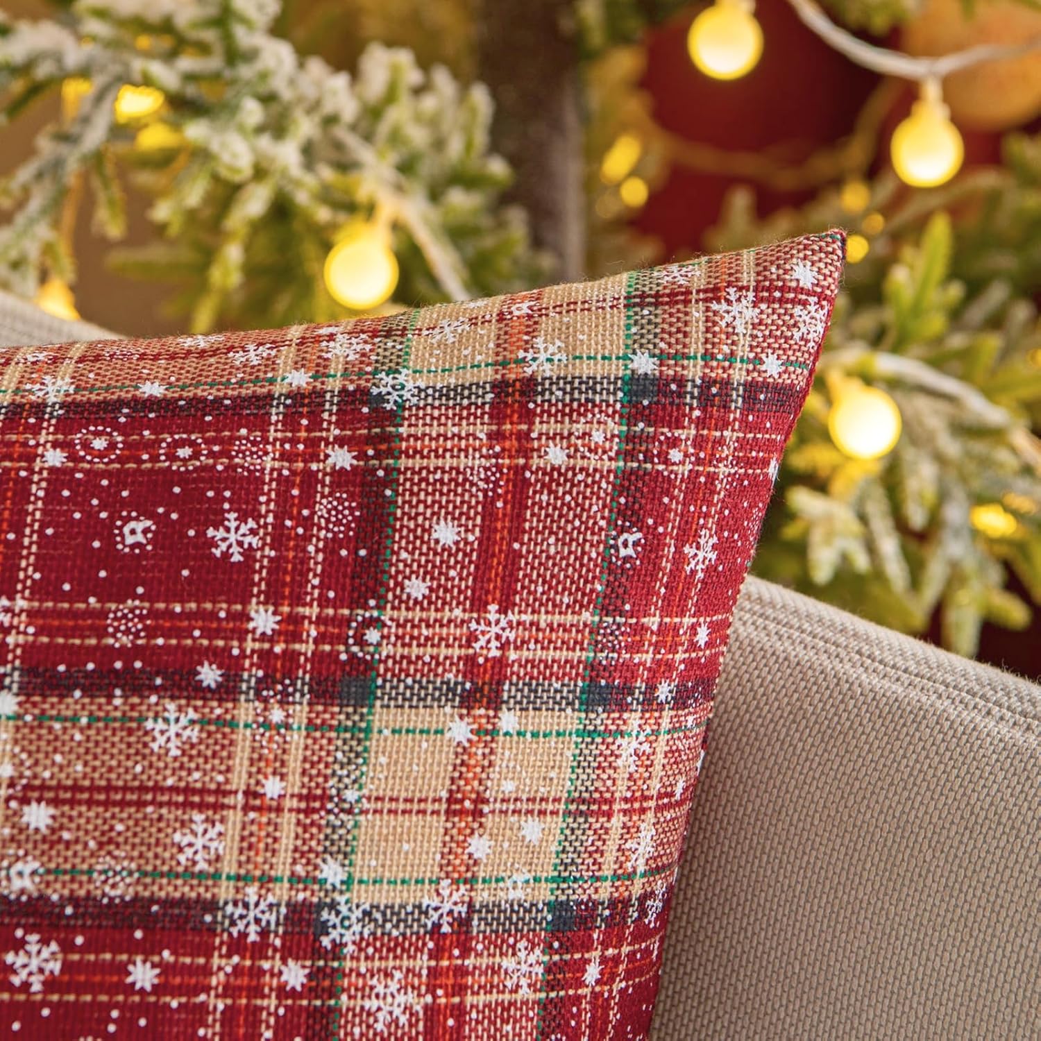 2PCS Christmas Plaid Decorative Throw Pillow Covers Snowflake for Sofa Farmhouse Decor,20x20 Inch