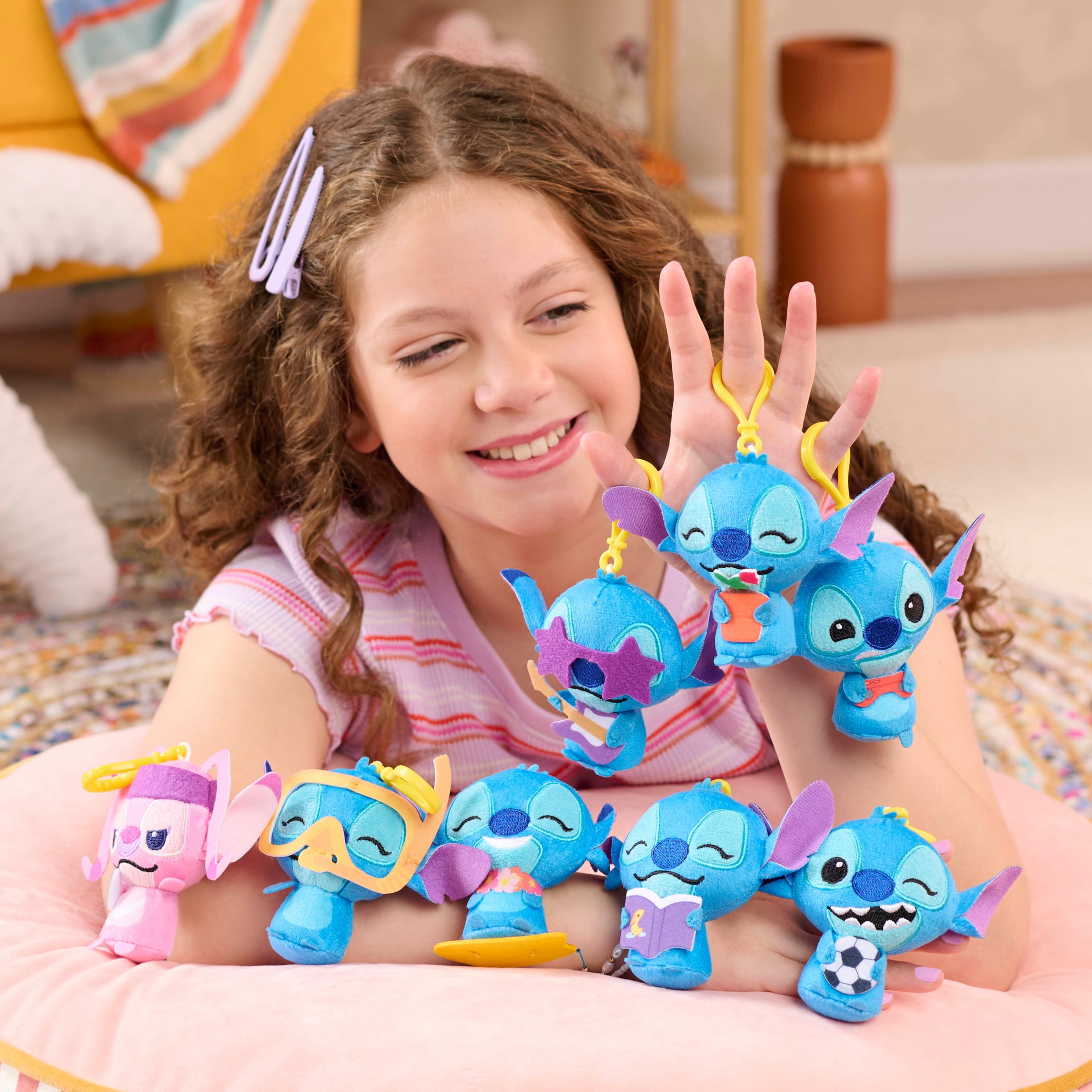 Disney Stitch Mystery Blind Bag Collectible ClipOn Mini Plush, 3.5 Inch Surprise Plush, Alien, Kids (图2)
