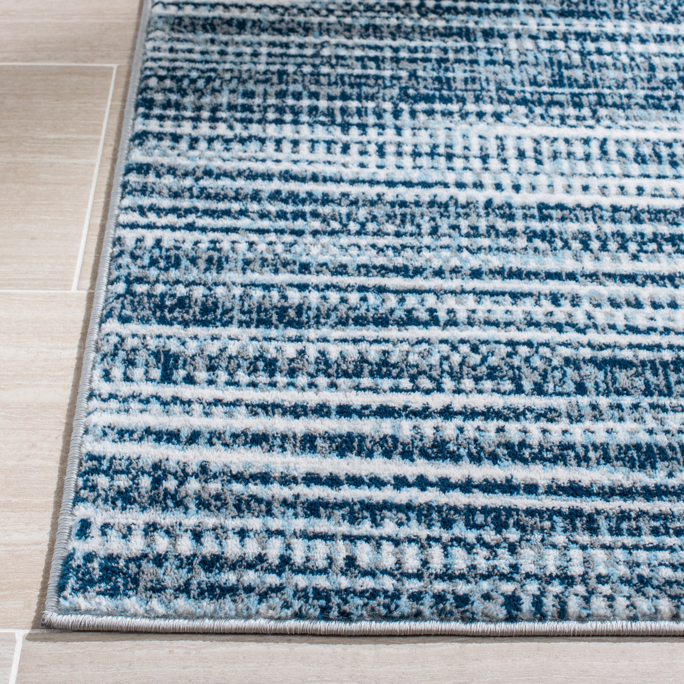 SAFAVIEH Lagoon Collection LGN243N Navy / Ivory Rug