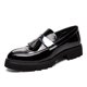 thumbnail image 1 of Zapatos casuales de cuero con punta puntiaguda de estilo coreano y moda británica, de charol y cara brillante, para hombre, 1 of 6