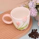 thumbnail image 4 of Taza de café con flores 3D de 15,2 onzas, taza de cerámica de tulipán, lindas tazas hechas a mano, sorpresa de cumpleaños de Navidad para amigos, familiares o amantes de las flores, 4 of 4